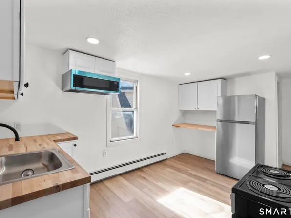 26-28 McLean St, Hartford, CT