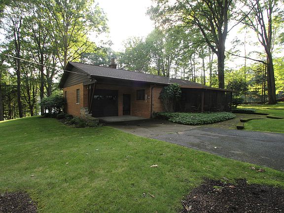 2nd image of 133 Swashbuckle Ct