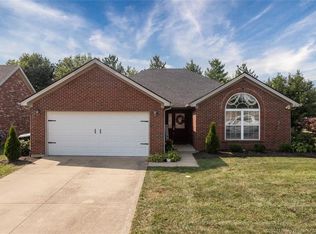 5900 Pine View Ct, Jeffersonville, IN 47130