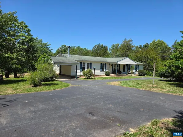 1529 John Tucker Rd, Aroda, VA 22709