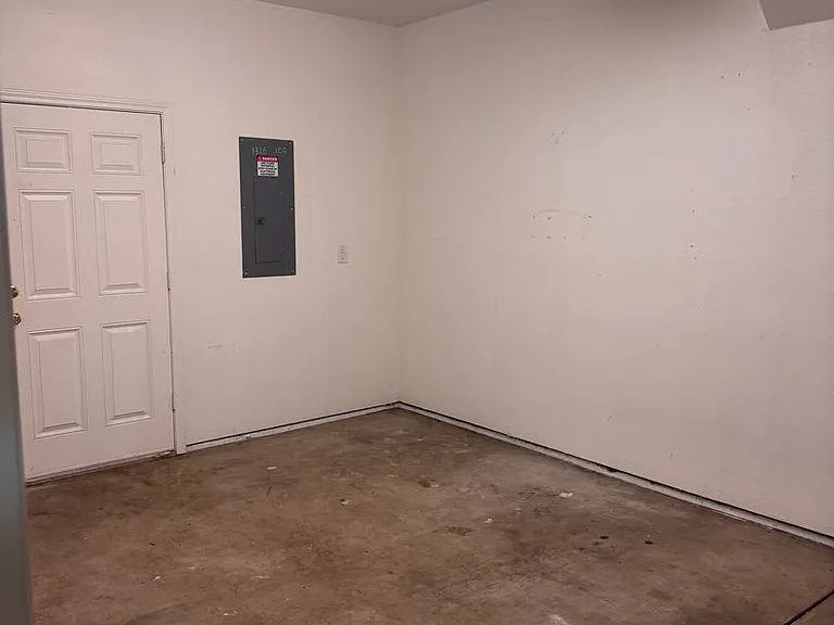 1326 S Santa Fe St — Photo 37