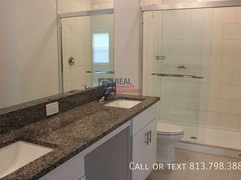 10821 Fowlers Bluff Ct — Photo 18