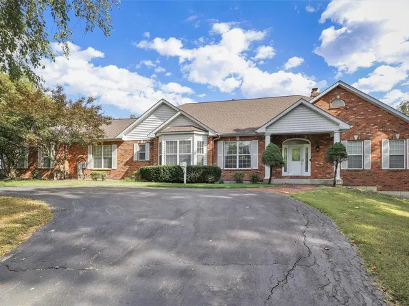 14810 Sinks Rd, Florissant, MO 63034