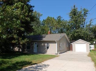 1012 E 10th St, Kewanee, IL 61443