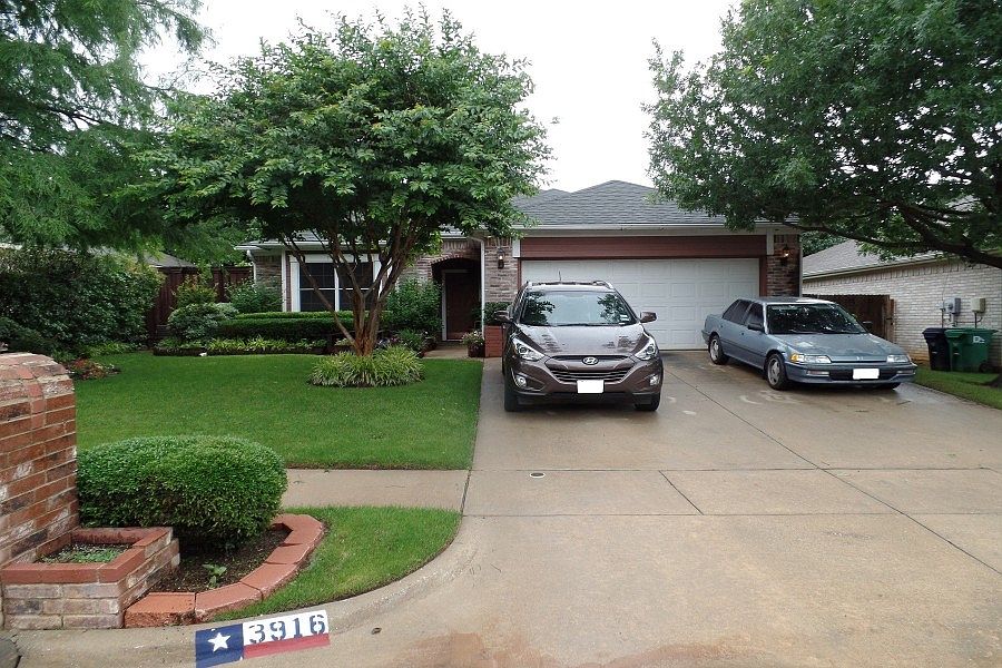 1st image of 3916 Parkhaven Dr