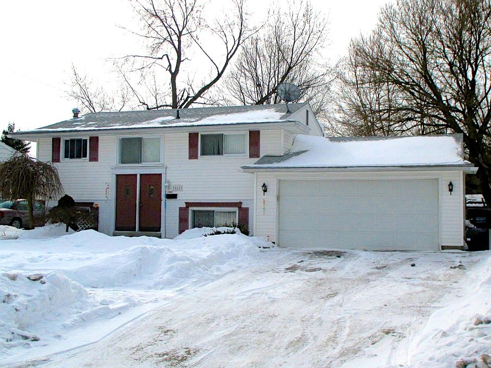 1st image of 35829 Fernwood St