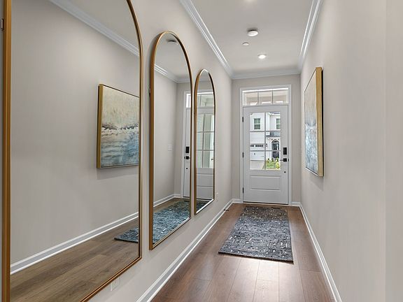 3rd image of 647 Club View Way
