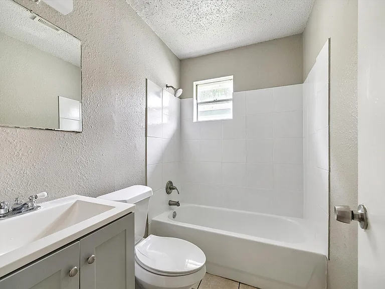 5107 Clover St — Photo 8
