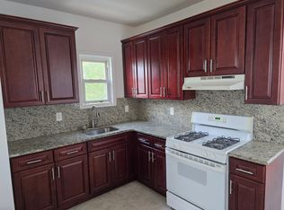 740 Riverside Ave FLOOR 2, Lyndhurst, NJ 07071