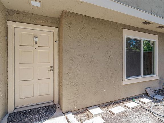 4th image of 3429 Brushcreek Way
