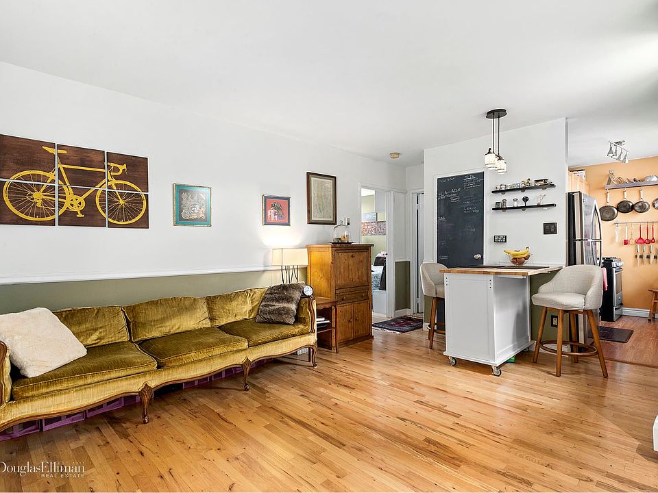 1st image of 1417 31st Ave APT 4E
