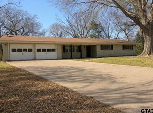 108 Circle Dr, Mineola, TX 75773