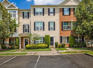 404 Brandywine Dr, Williamstown, NJ 08094