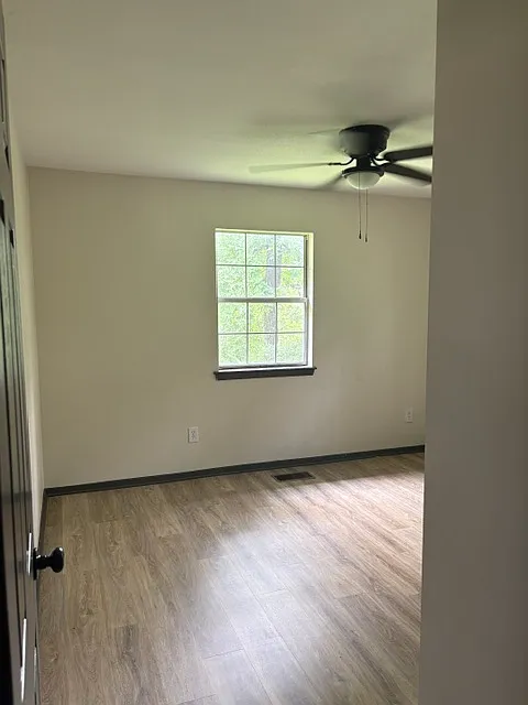 155 B Lake Vista Cove — Photo 2