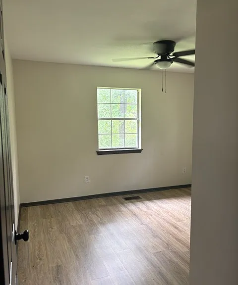 155B Lake Vista Cv — Photo 2