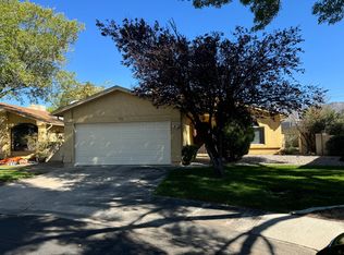 532 Seward Park Ave NE, Albuquerque, NM 87123