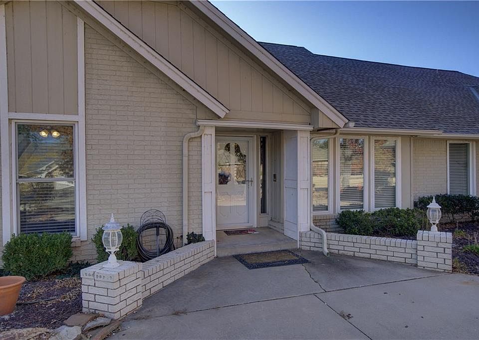 1st image of 4324 Tamarisk Dr
