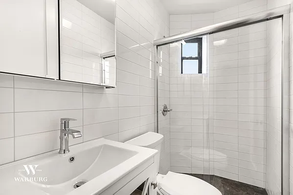 Sold by Warburg | media 13