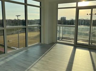 251 Manitoba St #616, Toronto, ON M8Y 0C7