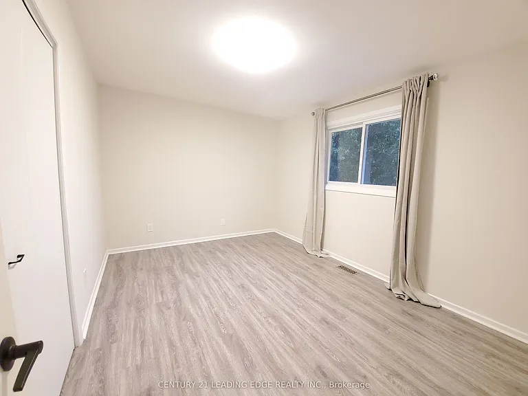 45 Bayview Dr — Photo 17
