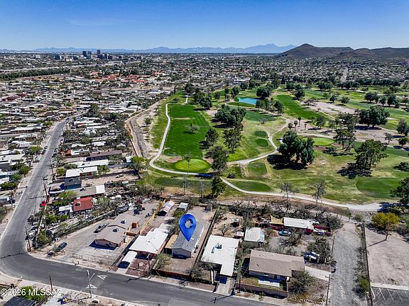 2nd image of 1449 W Hualpai Rd