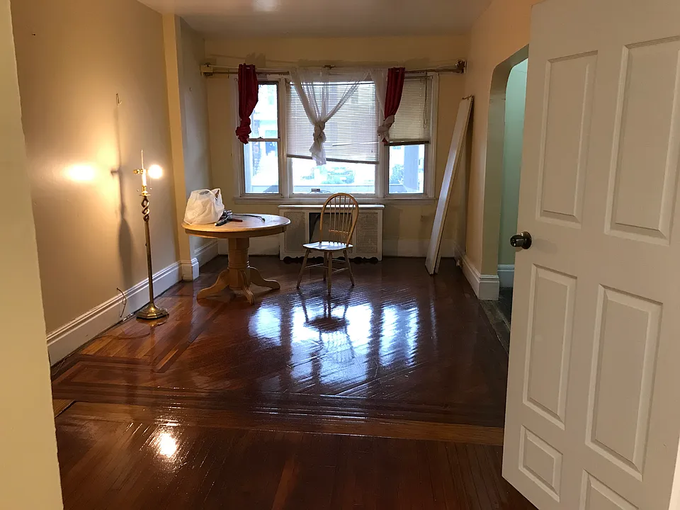 20 Duncan Ave