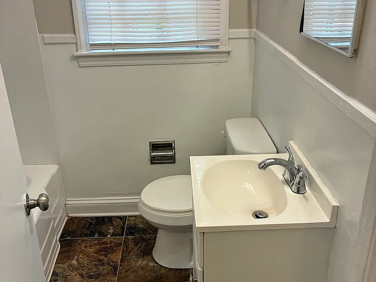 4004 Winfield Dr — Photo 12