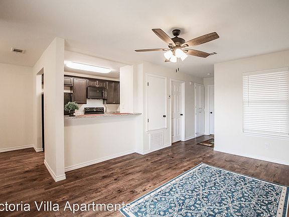 4th image of 210 Northcross St #11292859