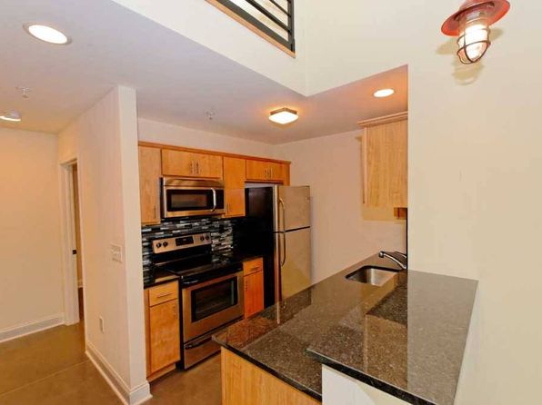 301 Green St APT 114