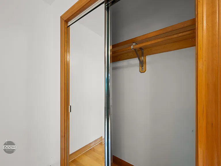 2326 Cordova St #8 — Photo 22