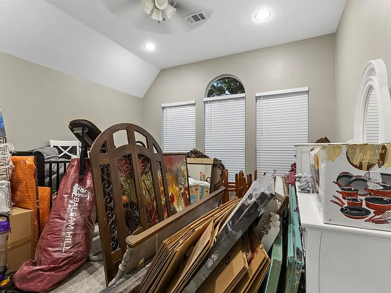 13923 Prospect Point Dr — Photo 39