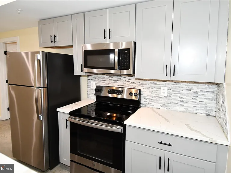 1040 Bladensburg Rd NE #B — Photo 5