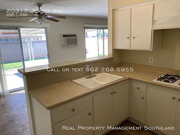 3rd image of 20317 Jersey Ave