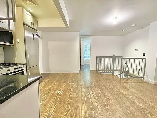 Rented by Doorway NYC, LLC | media 11