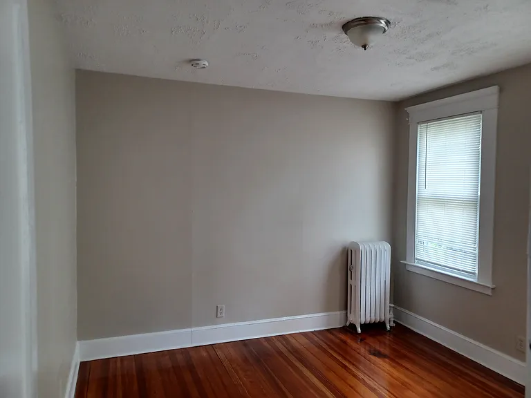 37 Fairfield St #2 — Photo 11