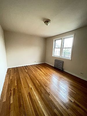 3rd image of 166 Vanderbilt Ave #F