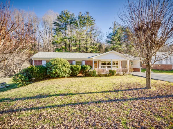 524 Church St, Weber City, VA 24290