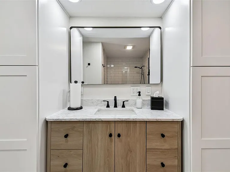 9032 Mission Oaks Blvd #F — Photo 19