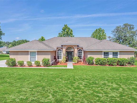 4th image of 36609 Barrington Dr