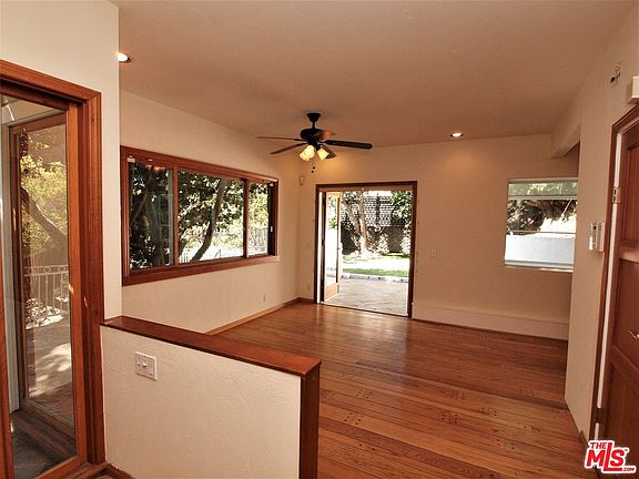 5th image of 1784 Seaview Trl