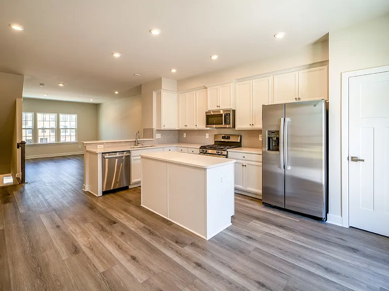 14064 Sunrise Valley Dr — Photo 8