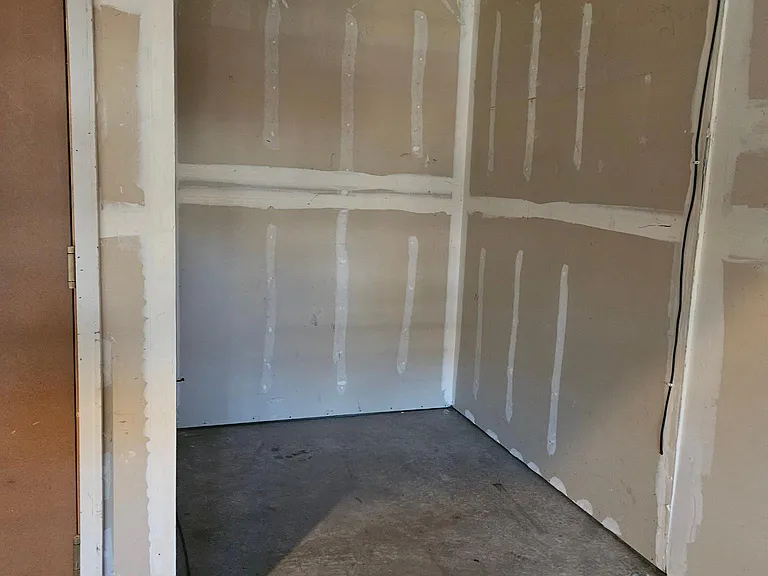 440 Andrew Dr — Photo 8