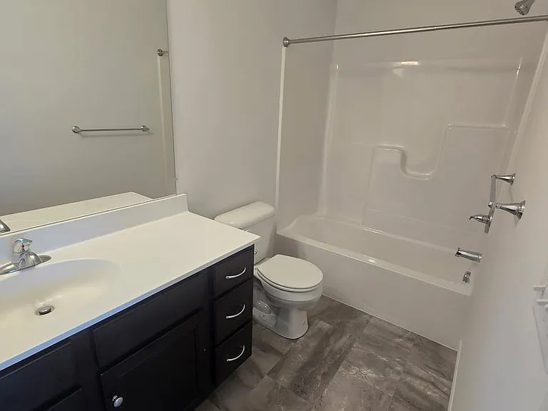 6 Meredith Way — Photo 16