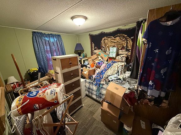 4th image of 26 Leanne Dr