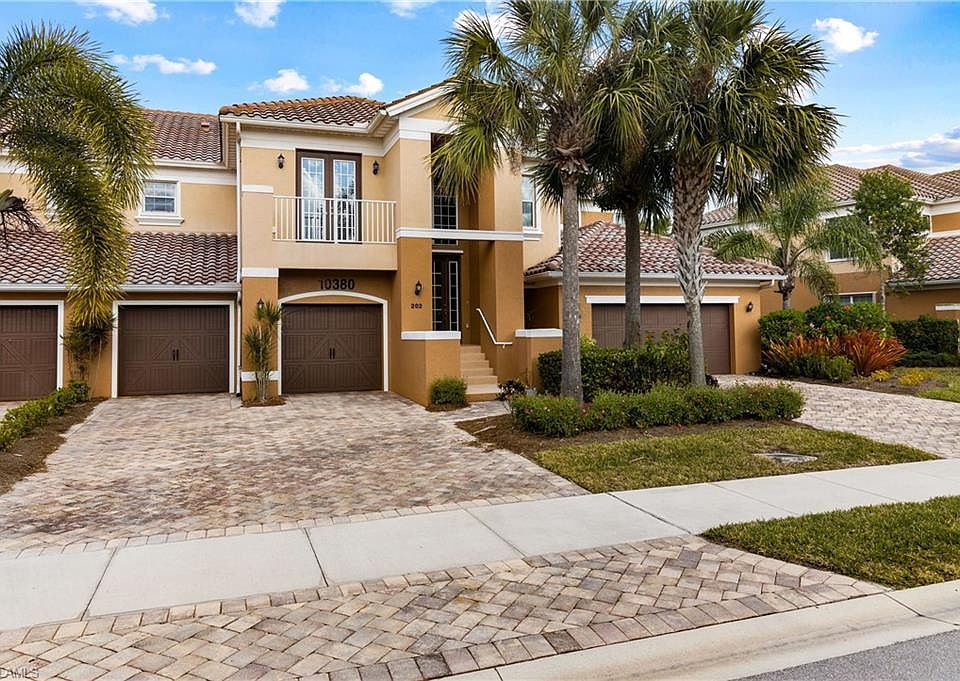 1st image of 10371 Glastonbury Cir APT 102