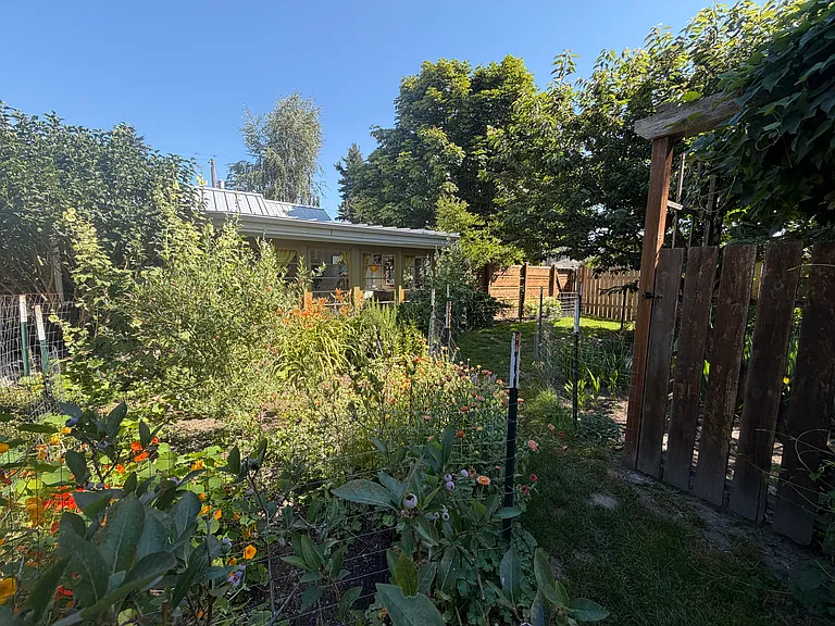 18466 Cascade St — Photo 14