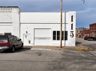 115 E Front St, Perry, KS 66073