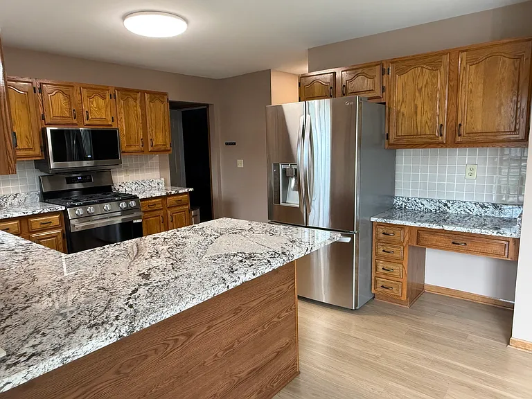 5106 Turnberry Ct — Photo 3