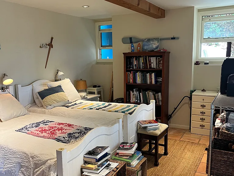 Double twins in the second bedroom
