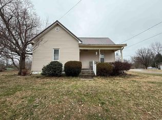 707 E Porter St, Winslow, IN 47598